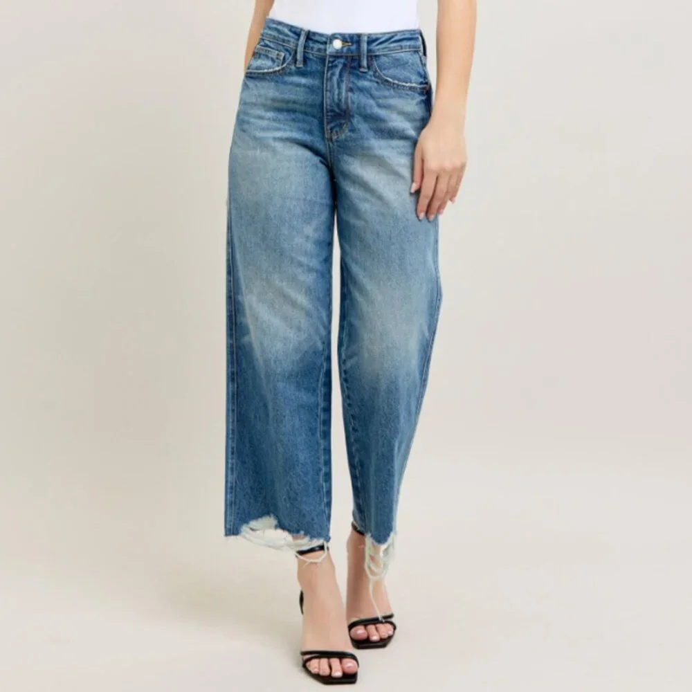 Judy Blue Rigid Magic Destroy Hem Crop Wide Leg - Picture 3 of 6